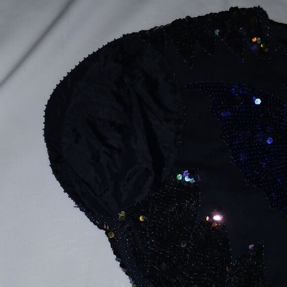 Vntg Iris Multicolor Sequin Butterfly Top - Picture 4 of 9